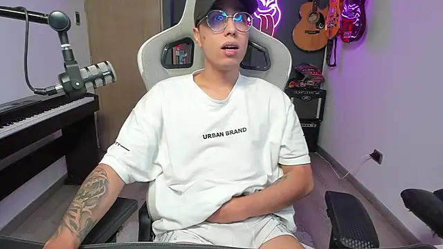 granxarma960 online show from January 17, 2025, 6:47 am