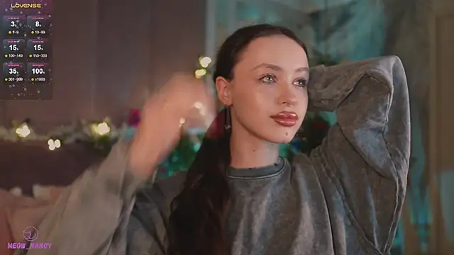 Snapshot of Meow_Nancy chatting on January 15, 2025, 6:01 am Meow Nancy online show from January 15, 2025, 6:01 am