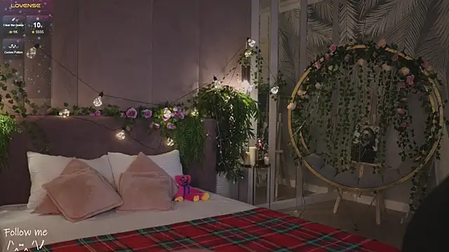 Snapshot of Meow_Nancy chatting on February 18, 2025, 5:20 am Meow Nancy online show from February 18, 2025, 5:20 am