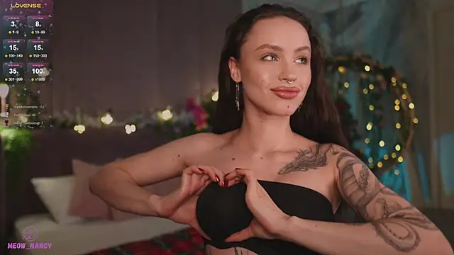 Snapshot of Meow_Nancy chatting on January 10, 2025, 8:29 am Meow Nancy online show from January 10, 2025, 8:29 am