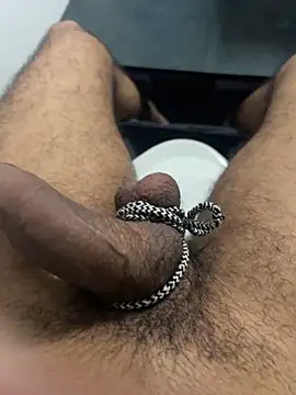 Snapshot of oh_harsh chatting on December 4, 2025, 7:13 pm oh harsh online show from December 4, 2025, 7:13 pm