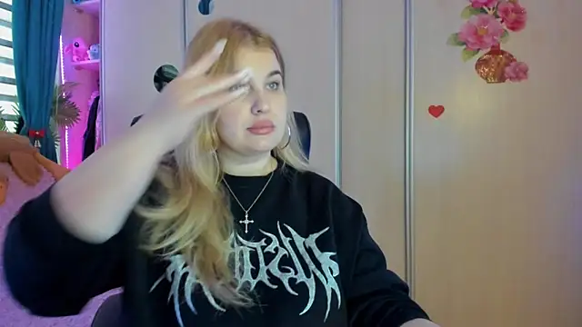 CoraSwon online show from February 19, 2026, 7:05 am