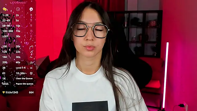 LanaBaker online show from January 7, 2026, 3:11 am