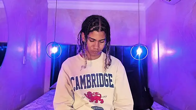 Snapshot of Maxim-Walker chatting on November 26, 2025, 3:06 am Maxim-Walker online show from November 26, 2025, 3:06 am