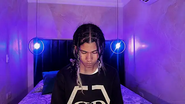 Snapshot of Maxim-Walker chatting on November 27, 2025, 3:07 am Maxim-Walker online show from November 27, 2025, 3:07 am