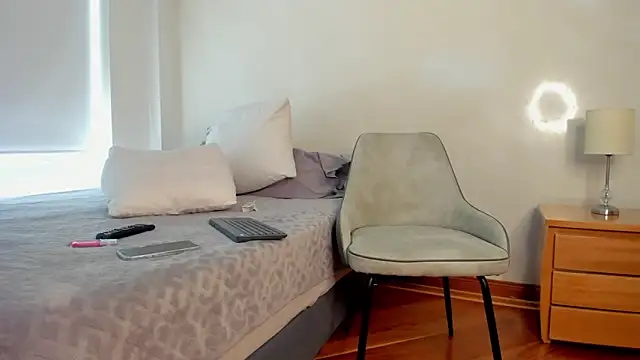 melisa ferretti online show from October 3, 2025, 7:04 pm