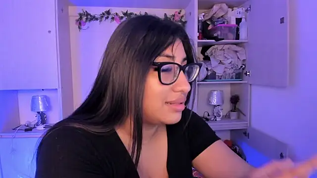 CANDYGABYY online show from April 13, 2026, 7:51 pm