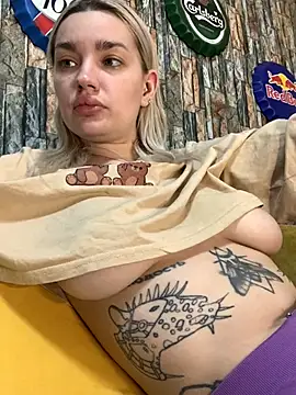 Sextazy online show from April 19, 2026, 2:07 pm