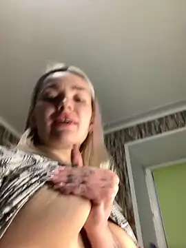 Sextazy online show from April 3, 2026, 12:44 pm