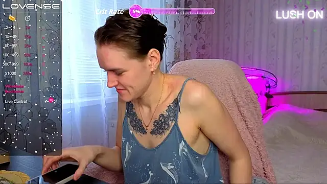 Snapshot of Bella__Swoon chatting on March 5, 2026, 3:25 am Bella Swoon online show from March 5, 2026, 3:25 am