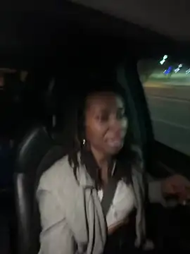 LeyaHoneybuns online show from January 26, 2025, 7:42 am