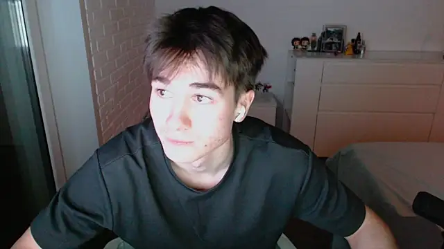 MarkusDean online show from November 25, 2025, 3:56 pm