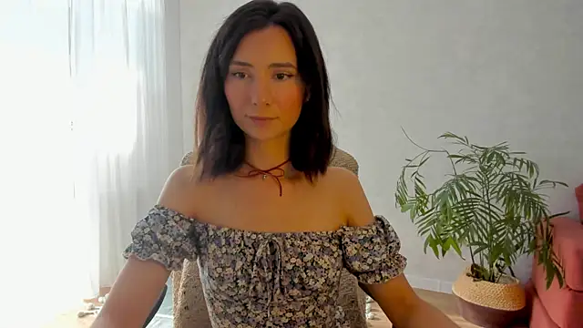 Snapshot of crystalnut chatting on July 30, 2026, 2:32 am crystalnut online show from July 30, 2026, 2:32 am