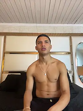 ALAN SANTHOS online show from March 18, 2026, 4:04 am