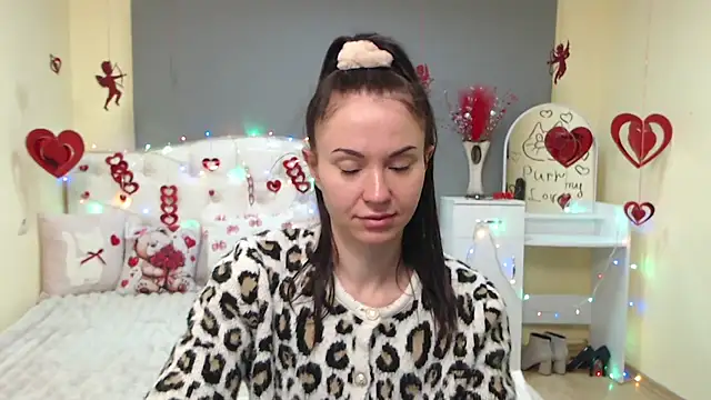 KaraCriegs online show from February 6, 2026, 9:11 pm