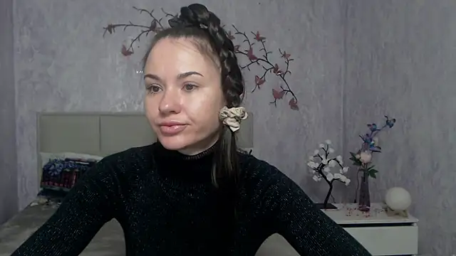Snapshot of KaraCriegs chatting on March 19, 2026, 6:08 pm KaraCriegs online show from March 19, 2026, 6:08 pm