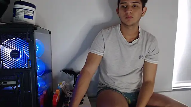 Snapshot of harold_18_ chatting on September 19, 2025, 6:12 pm harold 18 online show from September 19, 2025, 6:12 pm