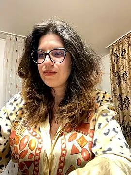 Snapshot of NadiraNoor chatting on March 5, 2026, 10:59 pm NadiraNoor online show from March 5, 2026, 10:59 pm