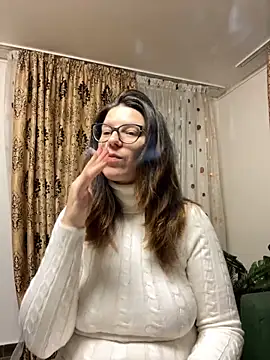 Snapshot of NadiraNoor chatting on March 27, 2026, 10:43 pm NadiraNoor online show from March 27, 2026, 10:43 pm