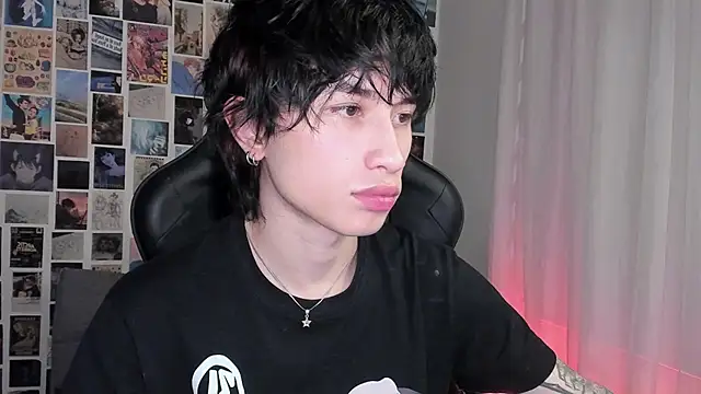 Snapshot of liamelf chatting on September 24, 2025, 7:04 am liamelf online show from September 24, 2025, 7:04 am