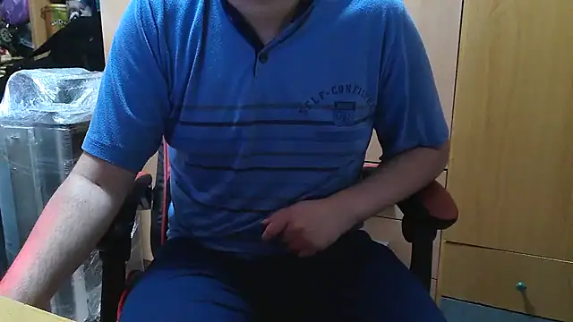 Snapshot of Javier_bear chatting on April 24, 2026, 9:11 am Javier bear online show from April 24, 2026, 9:11 am