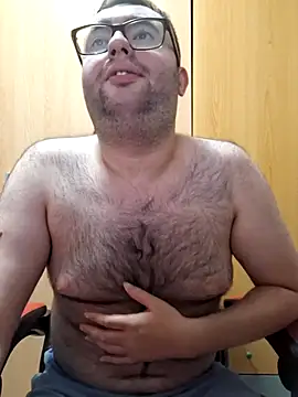 Snapshot of Javier_bear chatting on May 6, 2026, 9:19 pm Javier bear online show from May 6, 2026, 9:19 pm