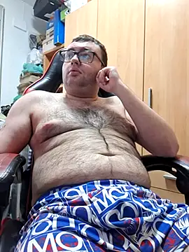 Snapshot of Javier_bear chatting on May 18, 2026, 1:16 pm Javier bear online show from May 18, 2026, 1:16 pm