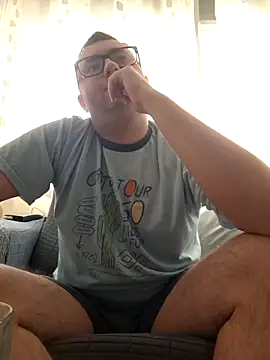 Snapshot of Javier_bear chatting on May 3, 2026, 9:58 am Javier bear online show from May 3, 2026, 9:58 am