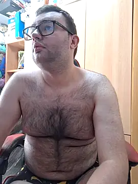 Snapshot of Javier_bear chatting on May 12, 2026, 9:26 am Javier bear online show from May 12, 2026, 9:26 am