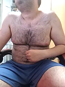 Snapshot of Javier_bear chatting on April 29, 2026, 10:05 pm Javier bear online show from April 29, 2026, 10:05 pm