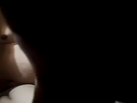 Snapshot of TusOjitosClaros69 chatting on December 9, 2024, 5:30 pm TusOjitosClaros69 online show from December 9, 2024, 5:30 pm