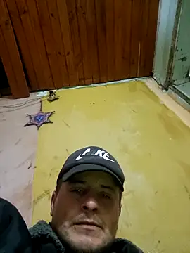 Snapshot of TusOjitosClaros69 chatting on September 12, 2025, 3:06 am TusOjitosClaros69 online show from September 12, 2025, 3:06 am