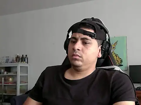 Snapshot of ElferXXX chatting on February 25, 2026, 8:19 pm ElferXXX online show from February 25, 2026, 8:19 pm