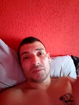 Snapshot of Zoltanioan26 chatting on February 26, 2026, 9:31 am Zoltanioan26 online show from February 26, 2026, 9:31 am