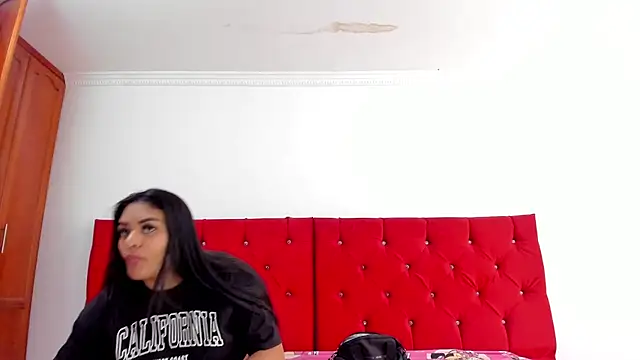 youlittle perverts online show from November 21, 2025, 7:02 pm