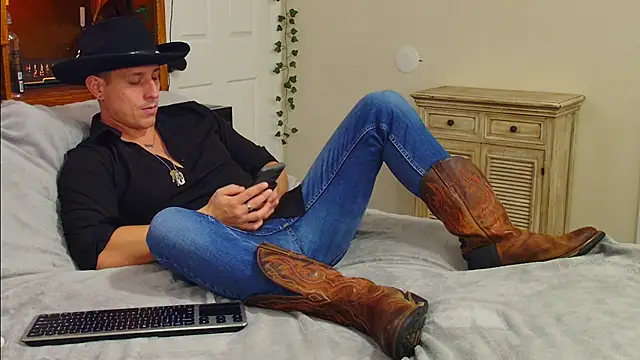 Snapshot of zack_Fisher chatting on January 13, 2026, 12:58 am zack Fisher online show from January 13, 2026, 12:58 am