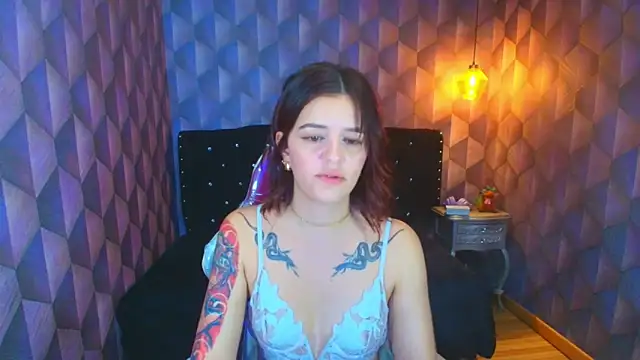 LiaHarryis online show from March 11, 2026, 6:46 pm