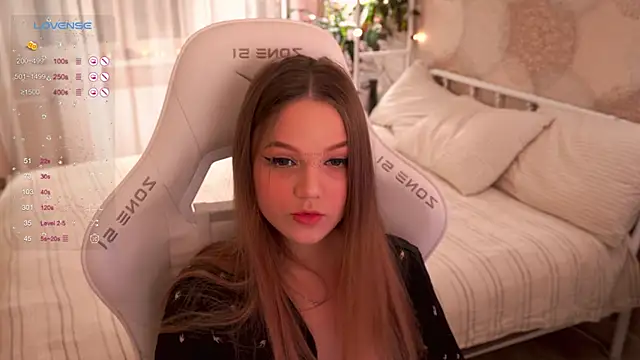 Snapshot of linessssa chatting on February 19, 2025, 7:26 pm linessssa online show from February 19, 2025, 7:26 pm