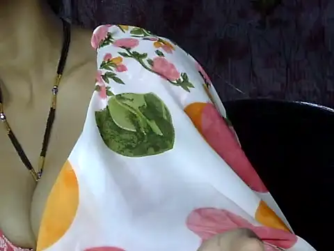 Snapshot of Anjali_Milsi chatting on October 31, 2025, 1:41 pm Anjali Milsi online show from October 31, 2025, 1:41 pm