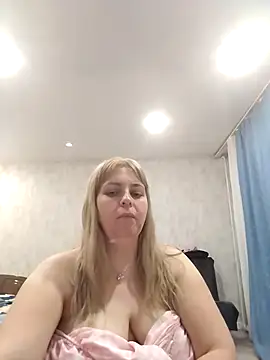 Snapshot of Lady_nice_cat chatting on October 4, 2025, 2:29 pm Lady nice cat online show from October 4, 2025, 2:29 pm