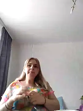 Snapshot of Lady_nice_cat chatting on March 15, 2025, 10:03 am Lady nice cat online show from March 15, 2025, 10:03 am