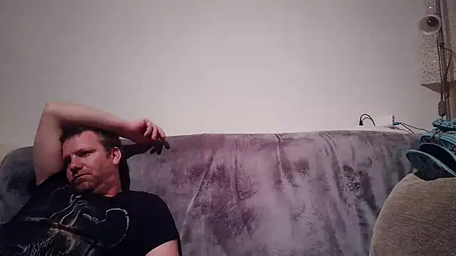 Snapshot of LauraBaby chatting on March 13, 2025, 8:11 pm LauraBaby online show from March 13, 2025, 8:11 pm