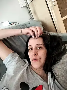 Snapshot of LauraBaby chatting on March 20, 2025, 1:15 pm LauraBaby online show from March 20, 2025, 1:15 pm