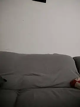 Snapshot of LauraBaby chatting on October 22, 2025, 1:54 pm LauraBaby online show from October 22, 2025, 1:54 pm