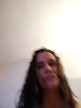 Snapshot of LauraBaby chatting on December 13, 2025, 8:04 pm LauraBaby online show from December 13, 2025, 8:04 pm