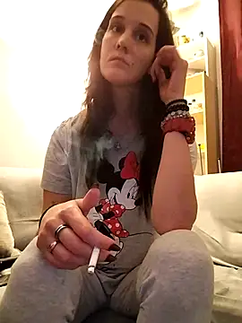 Snapshot of LauraBaby chatting on November 13, 2025, 9:40 pm LauraBaby online show from November 13, 2025, 9:40 pm