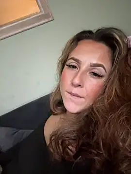 Miss emilee online show from December 17, 2024, 12:01 am