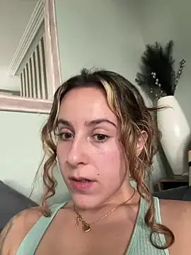 Miss emilee online show from March 7, 2025, 1:40 pm