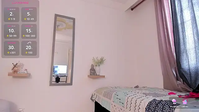 Snapshot of Amina_hafsa chatting on November 14, 2025, 7:39 pm Amina hafsa online show from November 14, 2025, 7:39 pm