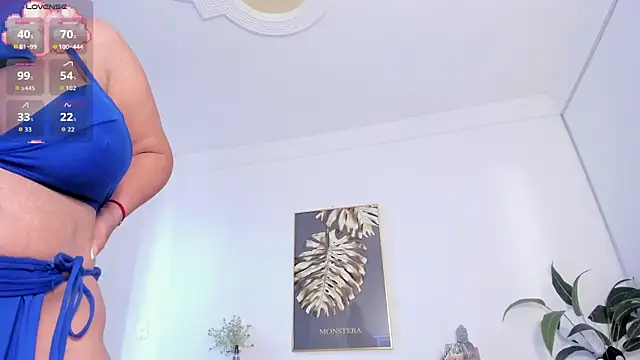 Snapshot of Amina_hafsa chatting on October 25, 2025, 8:31 pm Amina hafsa online show from October 25, 2025, 8:31 pm